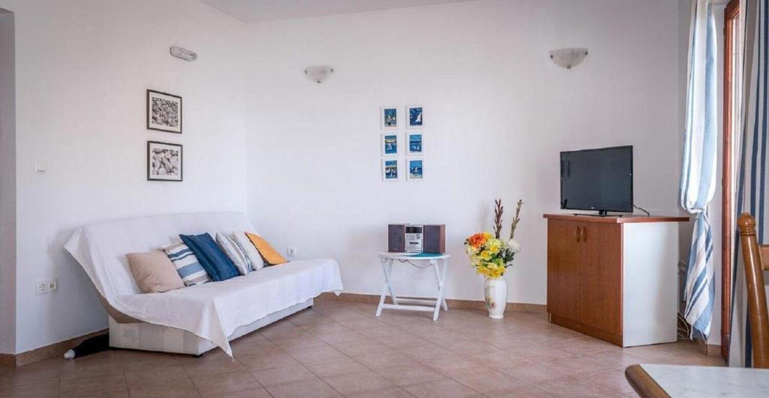 Apartments Brane - 100M From The Beach Трогир Экстерьер фото
