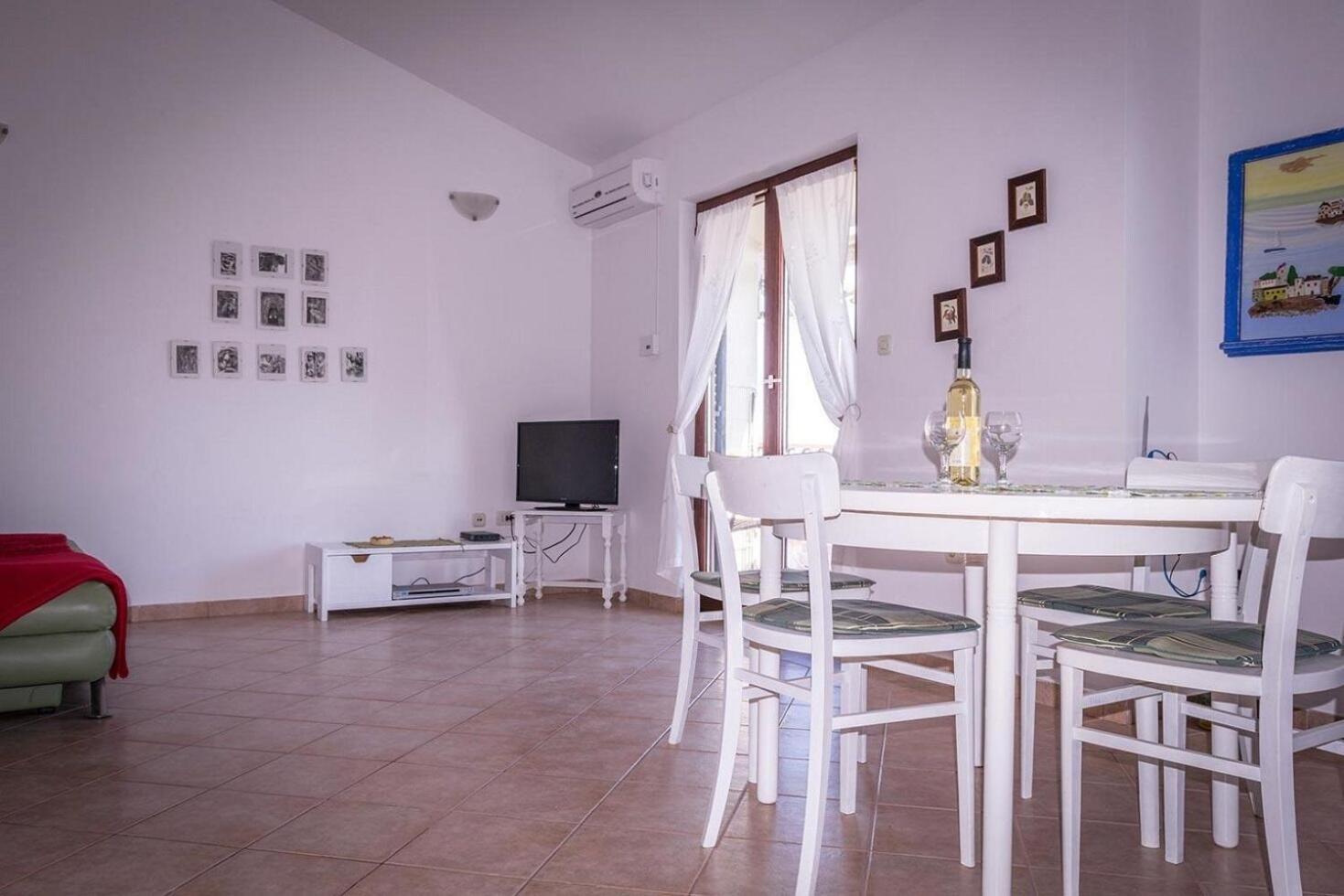 Apartments Brane - 100M From The Beach Трогир Экстерьер фото